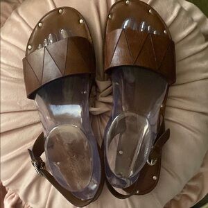 🎀 Brighton Asbury Caramel Vacchetta Sandals 9 Gorgeous leather & silver details